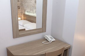 Tifani Luxury Rooms