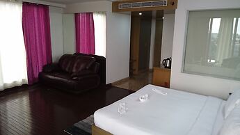 Rosewood International Hotel