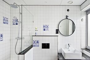 Urban Lodge Hotel