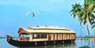Dubai Hotel Kumarakom