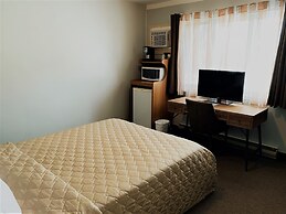 Hawberry Motel