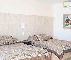Eco Bay Hotel y Restaurant