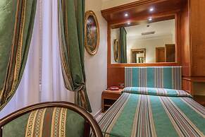 Raeli Hotel Luce