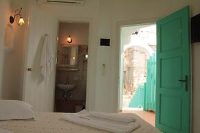 Hotel Anixis