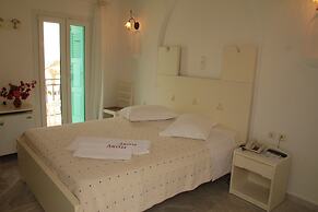 Hotel Anixis