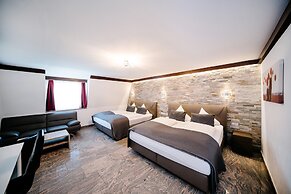 Central City Hotel