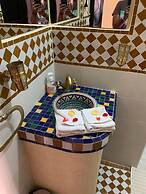 Riad Losra