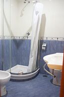 Caroline Suite