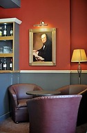 The Royal Hotel
