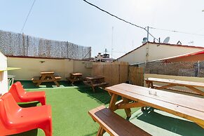 Red Nest Hostel