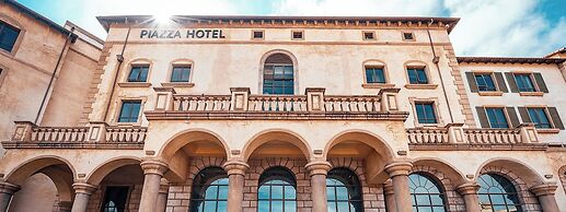Piazza Hotel Montecasino
