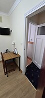 Dolphin Inn