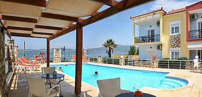 Gera Bay Studios and Apartments