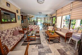 Kamelya Apartments