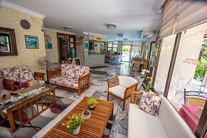 Kamelya Apartments