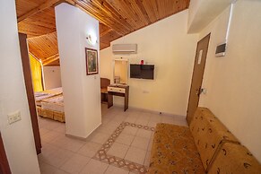 Kamelya Apartments