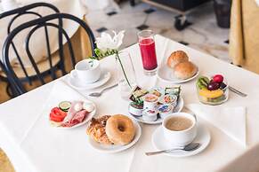 Raeli Hotel Regio