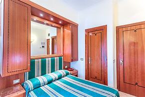 Raeli Hotel Regio