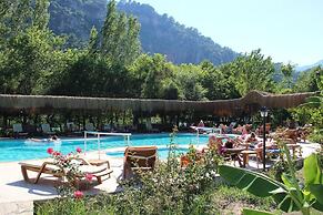 Hotel Riverside