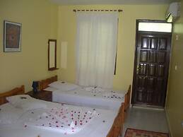 Hotel Riverside