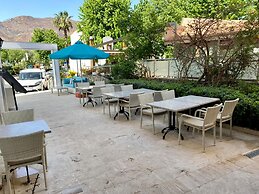 Eda Hotel