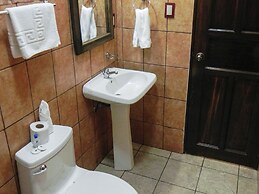 Hotel Puerto Libre