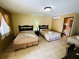 Hotel Puerto Libre