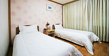 Emerald Hotel