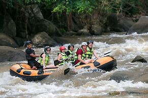 Lisu Lodge