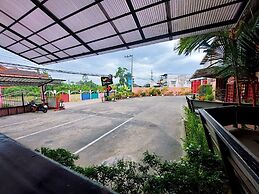 Retro Box Hotel