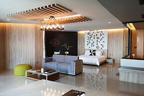 Tsix5 Phenomenal Hotel Pattaya