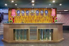 Highway Hotel