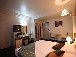 Highway Hotel