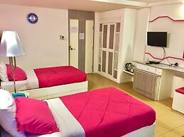 Highway Hotel