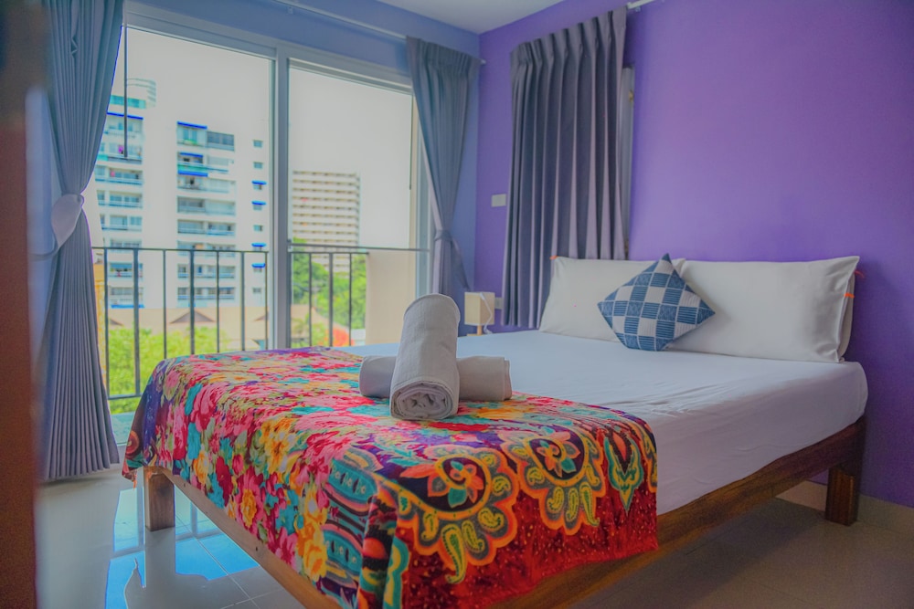 Patumnak Beach Guesthouse