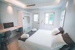 Alexandros Suites & Apartments