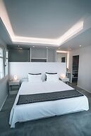 Alexandros Suites & Apartments