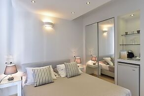 Alexandros Suites & Apartments
