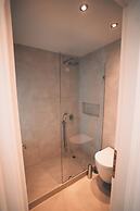 Alexandros Suites & Apartments