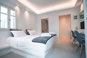 Alexandros Suites & Apartments
