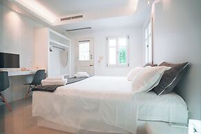 Alexandros Suites & Apartments