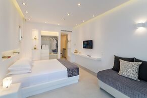 Alexandros Suites & Apartments