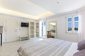 Alexandros Suites & Apartments