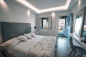 Alexandros Suites & Apartments