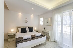 Alexandros Suites & Apartments