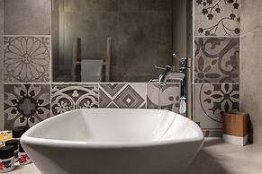 Argo Boutique Hotel