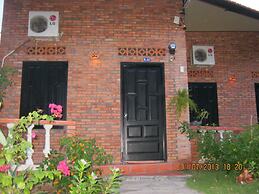 Sea Winds Resort