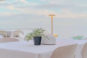 GT Seaside Inn