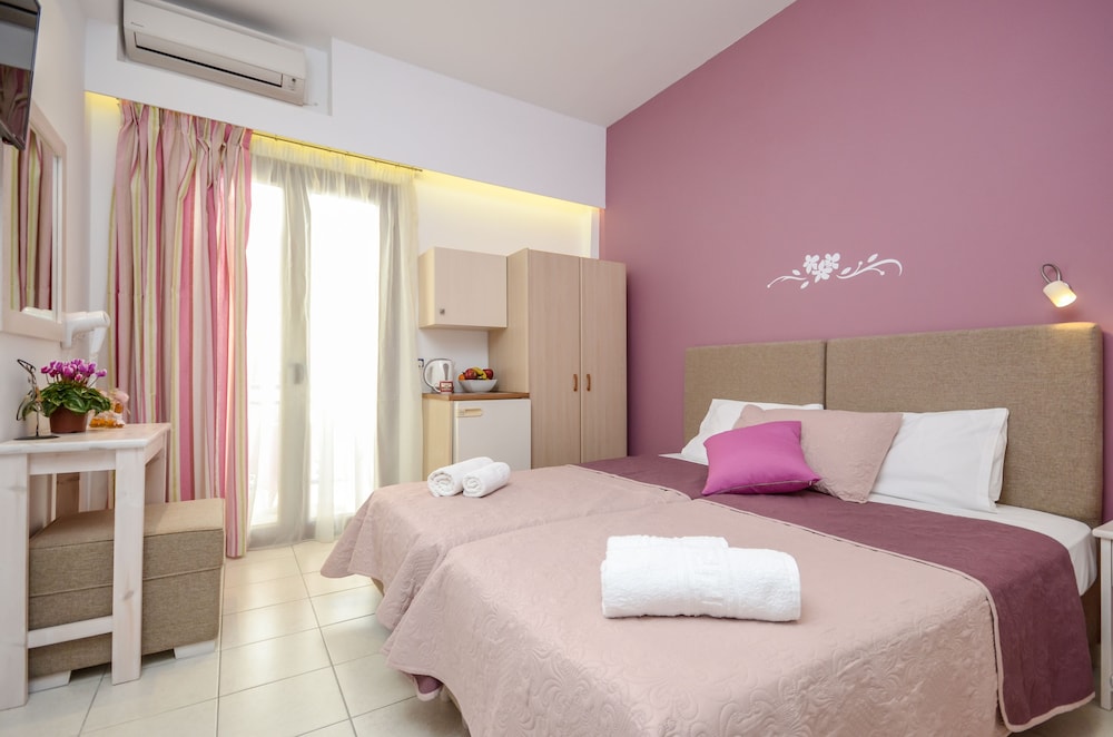 Hotel Panormos