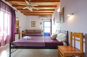 Hotel Panormos